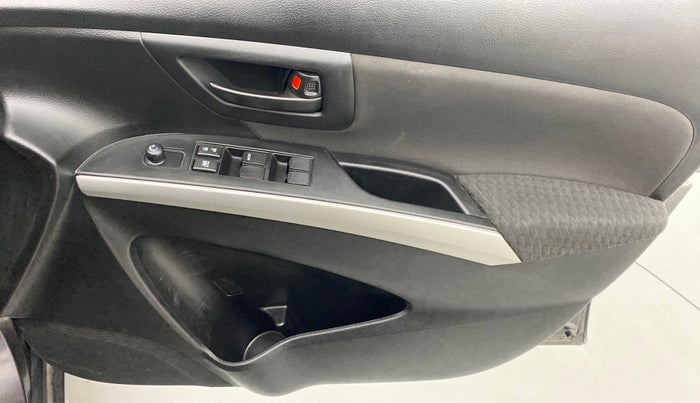 2017 Maruti S Cross SIGMA 1.3, Diesel, Manual, 49,703 km, Driver Side Door Panels Control