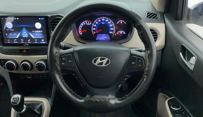 2015 Hyundai Grand i10 SPORTZ 1.2 KAPPA VTVT, CNG, Manual, 73,034 km, Steering Wheel Close Up