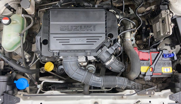 2018 Maruti Vitara Brezza ZDI + AMT, Diesel, Automatic, 83,241 km, Engine Bonet View