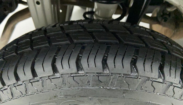 2018 Maruti Alto 800 LXI, Petrol, Manual, 44,017 km, Right Rear Tyre Tread