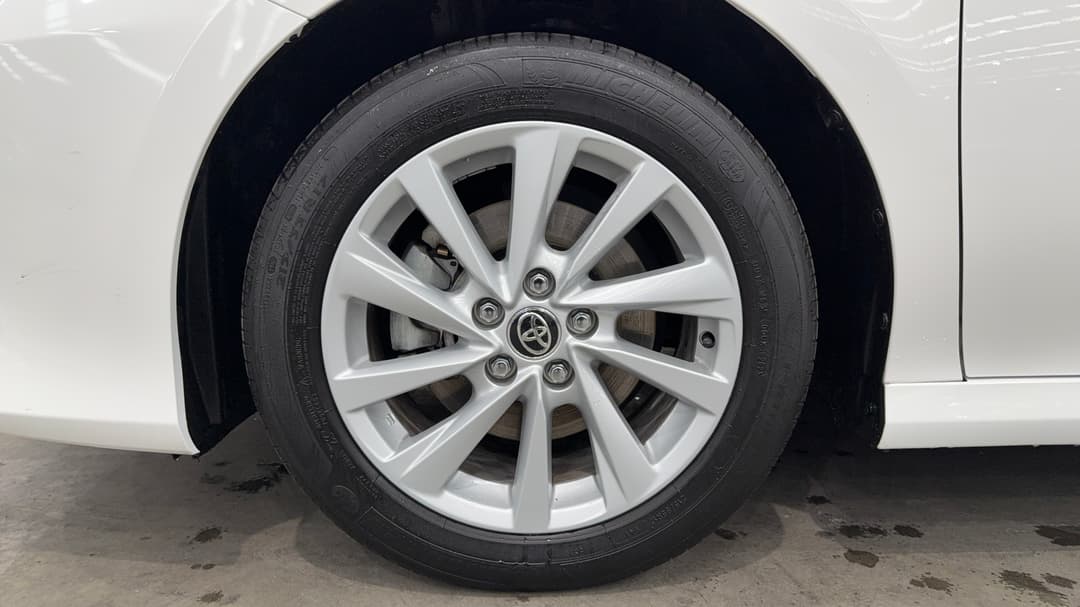 2023 Toyota Camry Ascent Hybrid, Automatic, 34756 km, Left Front Wheel