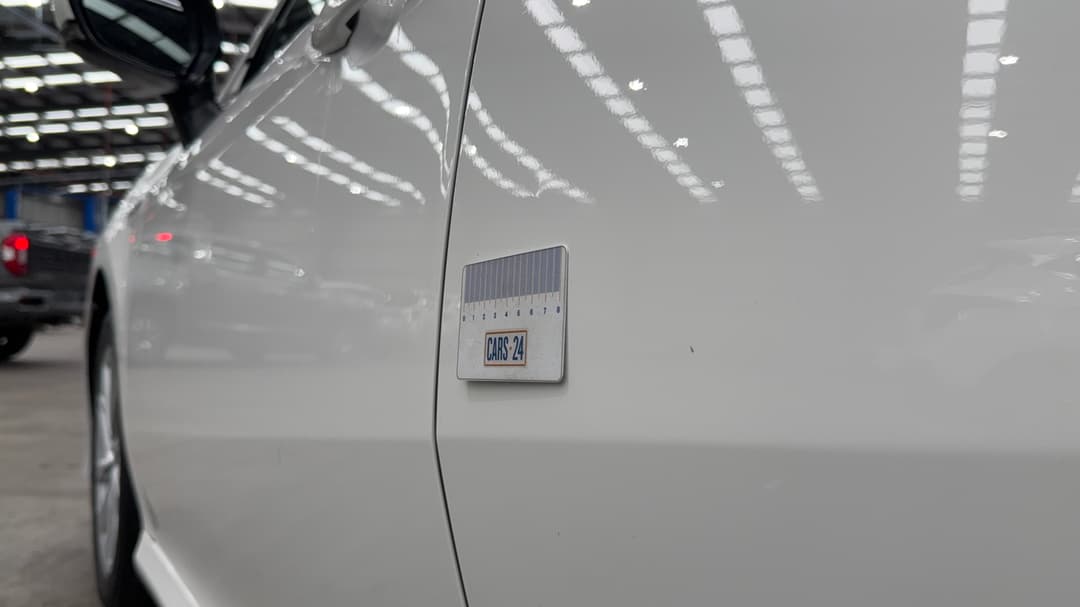 2023 Toyota Camry Ascent Hybrid, Automatic, 34756 km, Doors Rear LHS Dent