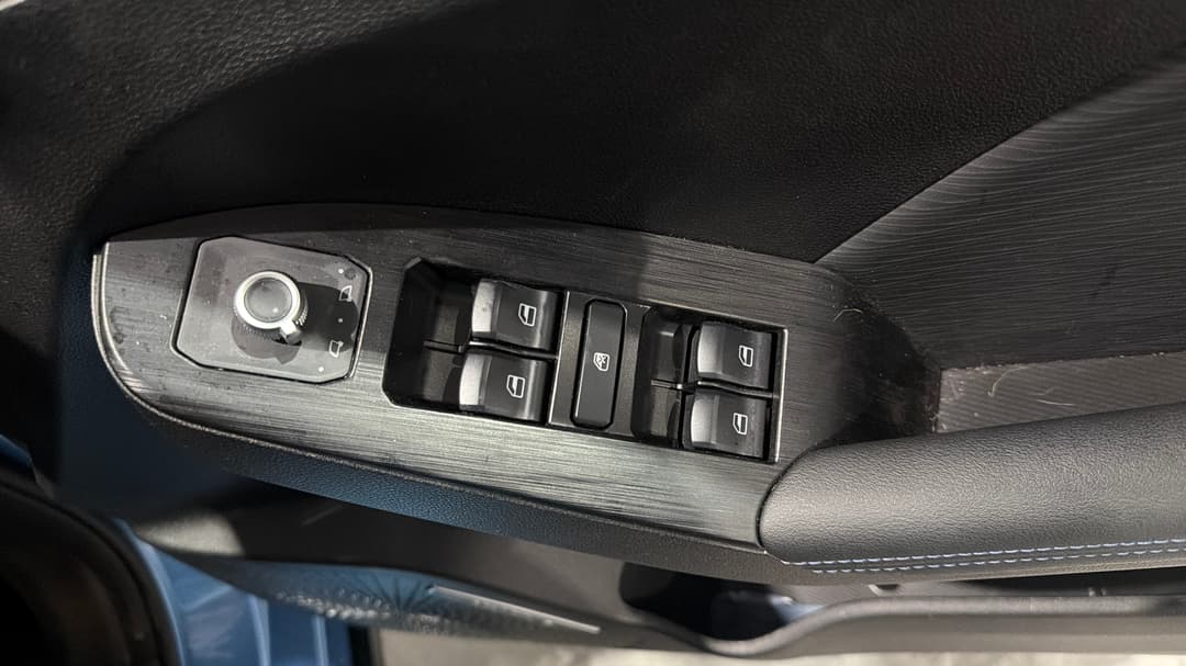 2025 GWM Haval Jolion Premium, Automatic, 4560 km, Drivers Side Door Panel Controls