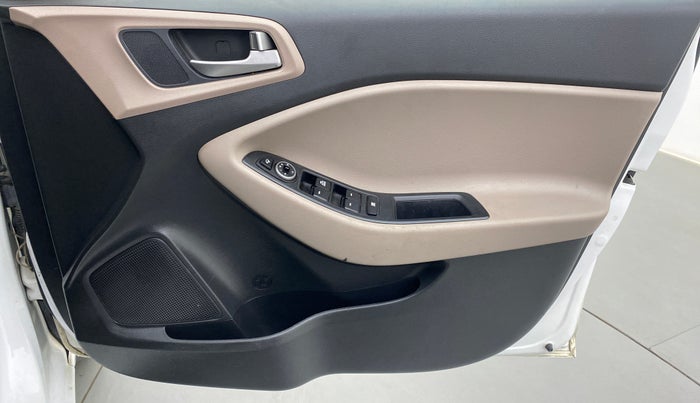 2019 Hyundai Elite i20 1.2 SPORTS PLUS VTVT, Petrol, Manual, 49,767 km, Driver Side Door Panels Control