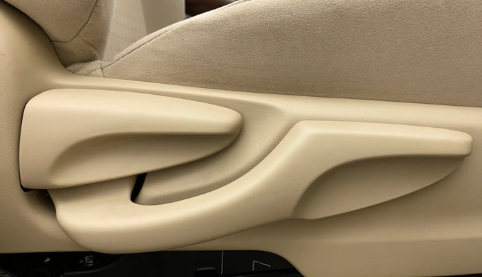 2021 Toyota YARIS J CVT, Petrol, Automatic, 3,590 km, Driver Side Adjustment Panel