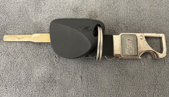 2018 Mahindra Scorpio S5, Diesel, Manual, 18,012 km, Key Close Up