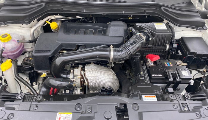 2019 Mahindra XUV300 W8(O), Diesel, Manual, 14,647 km, Open Bonet