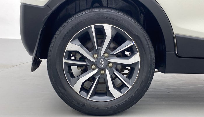 2019 Mahindra XUV300 W8(O), Diesel, Manual, 14,647 km, Right Rear Wheel