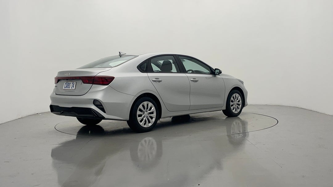 Right Back Diagonal (45- Degree) View