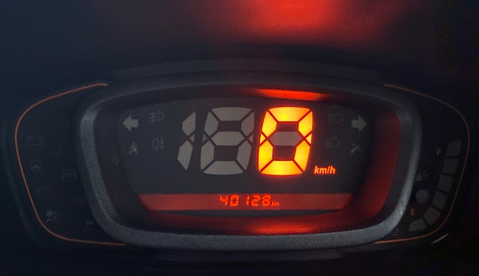 2019 Renault Kwid RXT Opt, Petrol, Manual, 40,159 km, Odometer Image