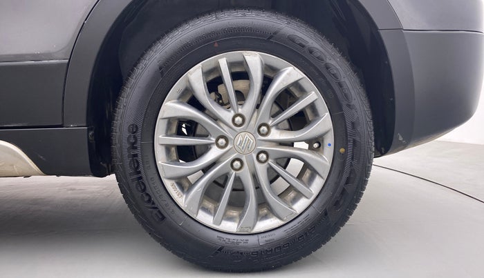 2017 Maruti S Cross ZETA 1.3, Diesel, Manual, 66,918 km, Left Rear Wheel