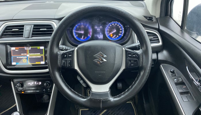 2017 Maruti S Cross ZETA 1.3, Diesel, Manual, 66,918 km, Steering Wheel Close Up