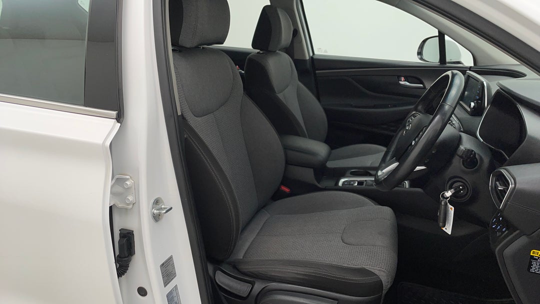 2019 Hyundai Santa Fe Active Crdi (awd), Automatic, 53314 km, Right Side Front Door Cabin View