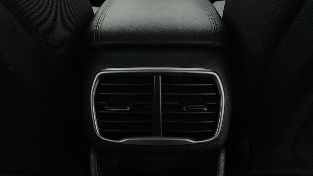 2019 Hyundai Santa Fe Active Crdi (awd), Automatic, 53314 km, Rear A/C Vent