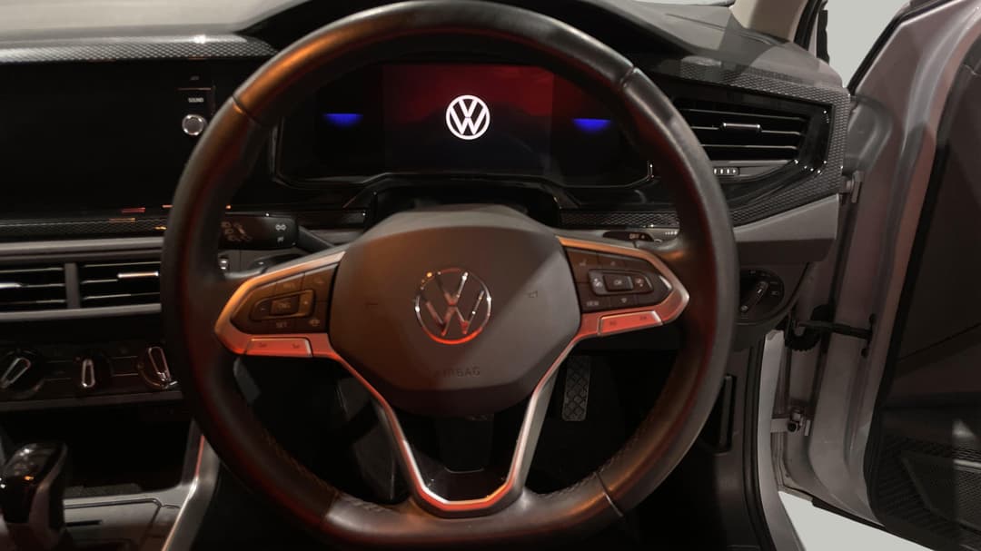 2024 Volkswagen Polo Life, Automatic, 25692 km, Steering Wheel Close-up