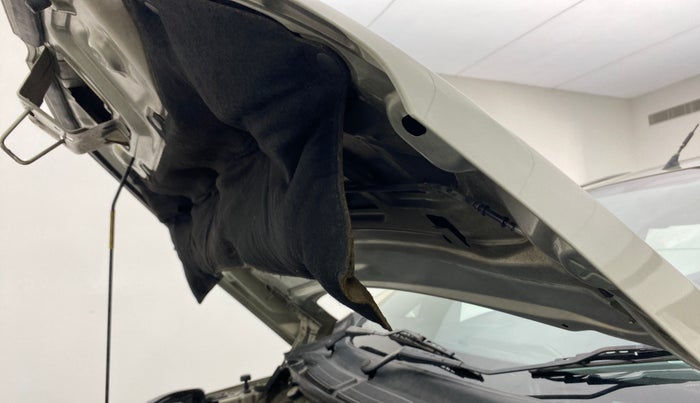 2014 Ford Ecosport 1.5TITANIUM TDCI, Diesel, Manual, 74,864 km, Bonnet (hood) - Insulation cover has minor damage