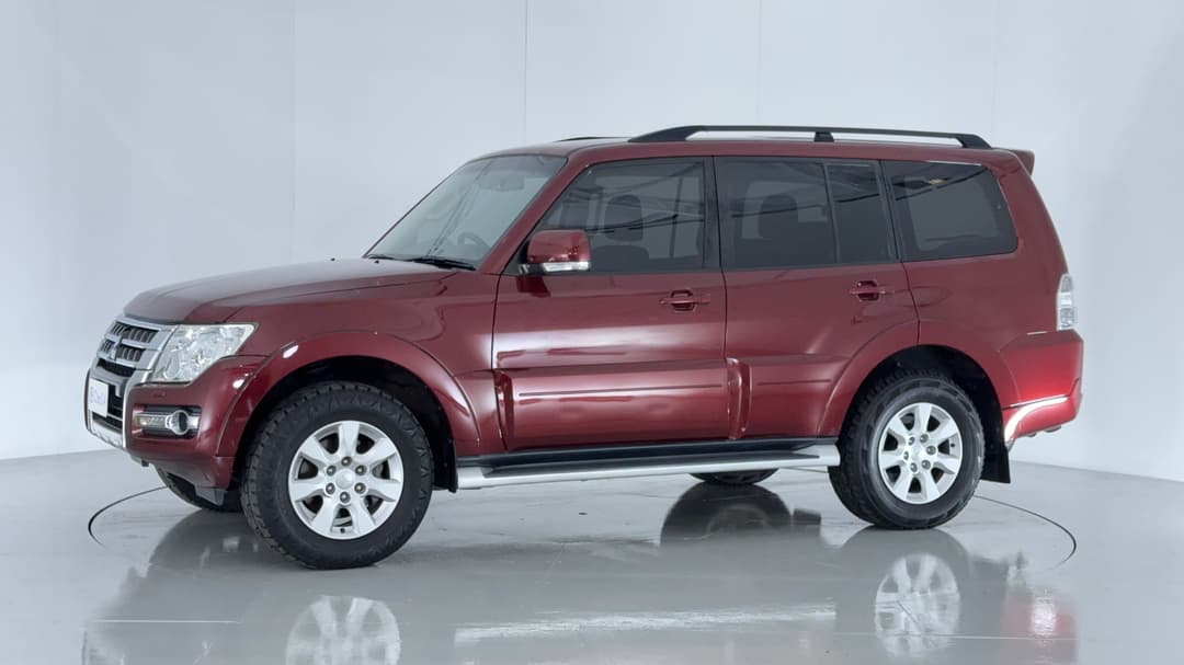 2019 Mitsubishi Pajero Glx (4x4) 7 Seat, Automatic, 136393 km, Left Front Diagonal (45- Degree) View