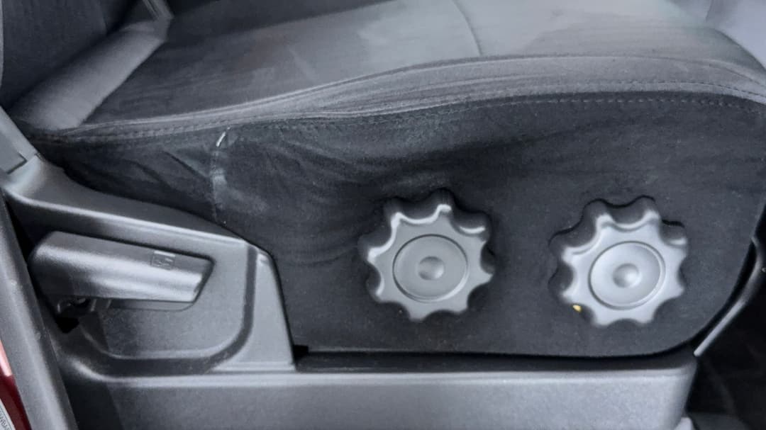 2019 Mitsubishi Pajero Glx (4x4) 7 Seat, Automatic, 136393 km, Drivers Side Adjustment Panel