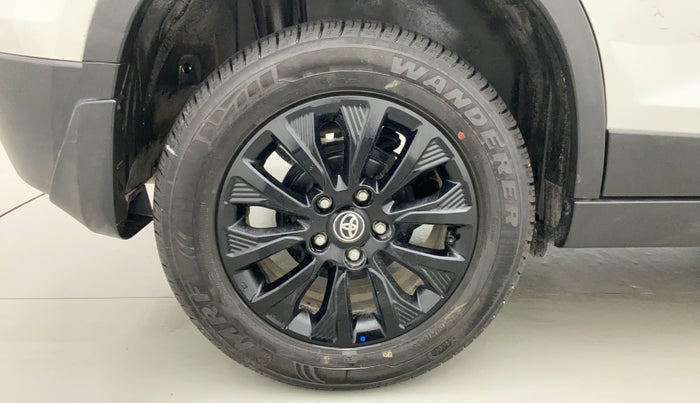 2022 Toyota URBAN CRUISER HIGH GRADE MT, Petrol, Manual, 5,069 km, Right Rear Wheel