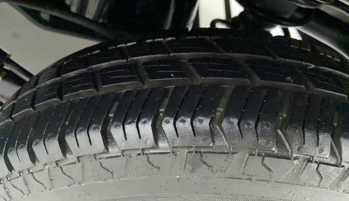 2018 Maruti Alto 800 LXI, Petrol, Manual, 6,895 km, Left Rear Tyre Tread