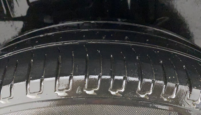 2019 Maruti Swift ZXI PLUS, Petrol, Manual, 81,808 km, Left Rear Tyre Tread