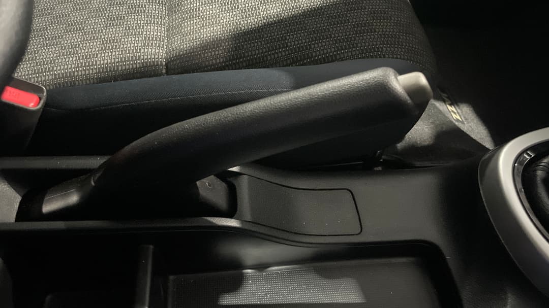 2016 Honda Jazz Vti, Manual, 30132 km, Handbrake