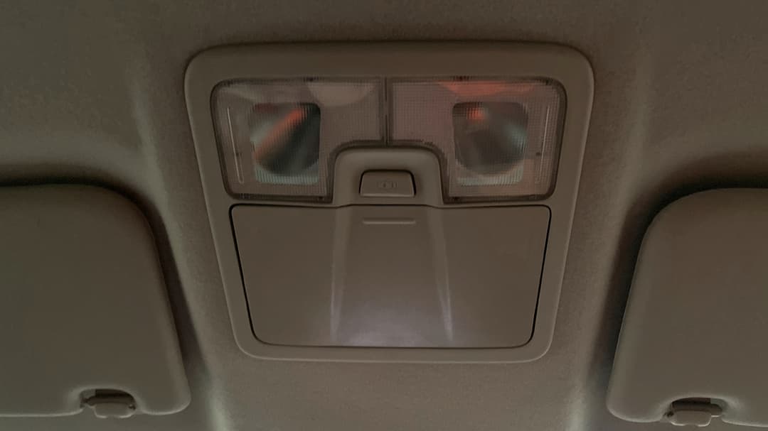 2020 Isuzu MU-X Ls-t (4x2), Automatic, 126773 km, On-Roof Controls/Sunglass holder