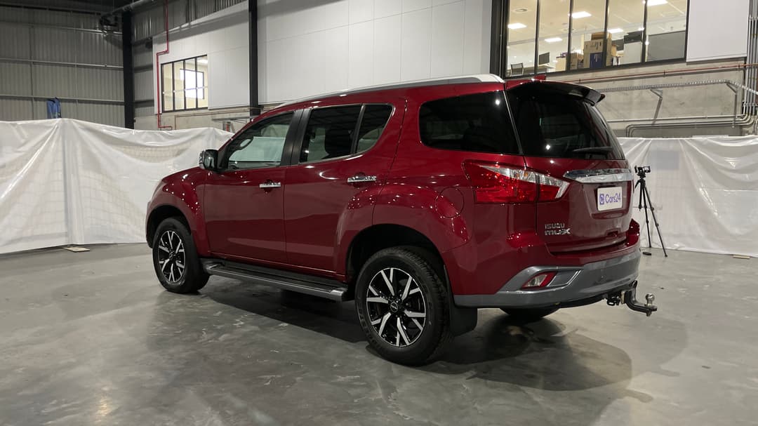 2020 Isuzu MU-X Ls-t (4x2), Automatic, 126773 km, Left Back Diagonal (45- Degree) View