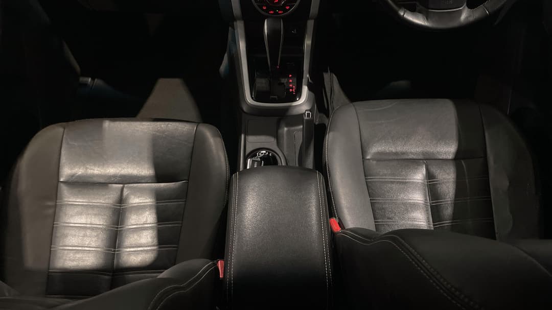 2020 Isuzu MU-X Ls-t (4x2), Automatic, 126773 km, Center Console