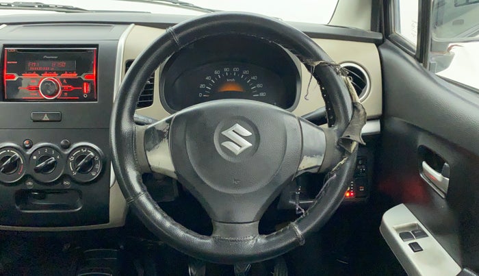 2016 Maruti Wagon R 1.0 LXI CNG, CNG, Manual, 87,498 km, Steering Wheel Close Up