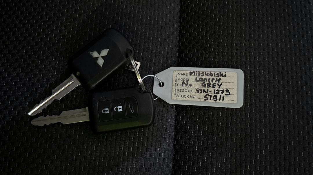2017 Mitsubishi Lancer Es Sport, Automatic, 83918 km, Key Close-up