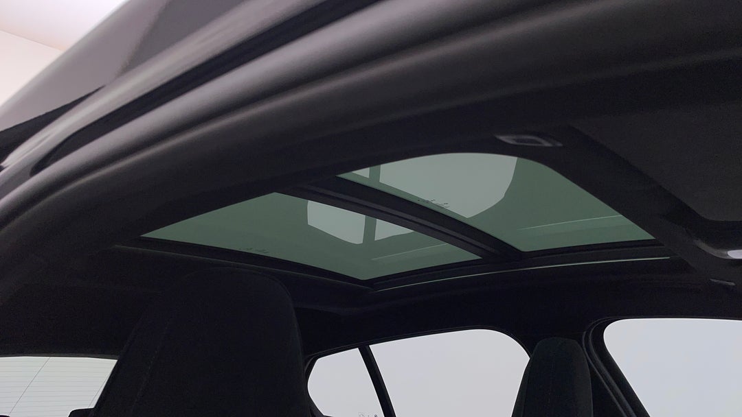 Interior Sunroof/Moonroof