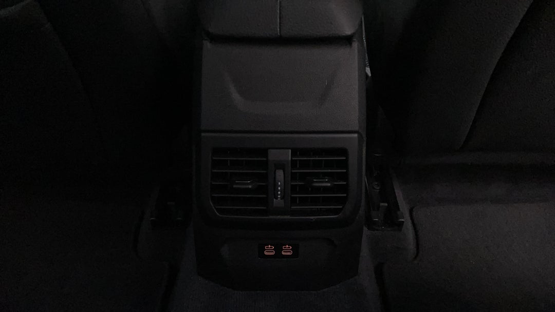 Rear A/C Vent