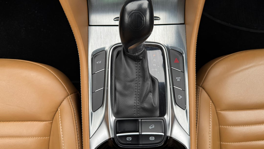 2021 MG HS Essence, Automatic, 49617 km, Gear Lever 