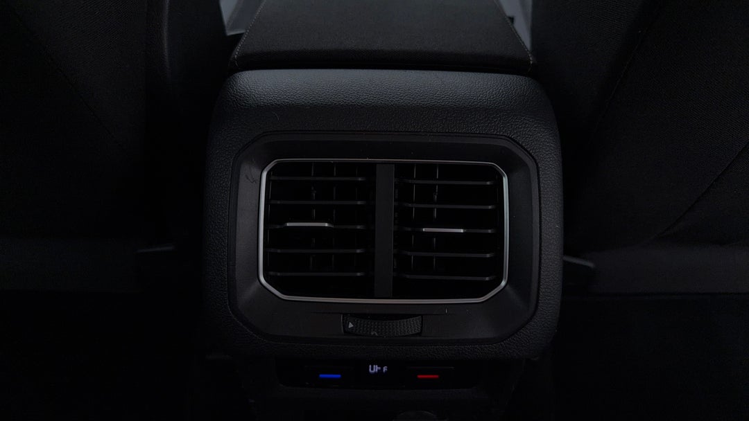 Rear A/C Vent