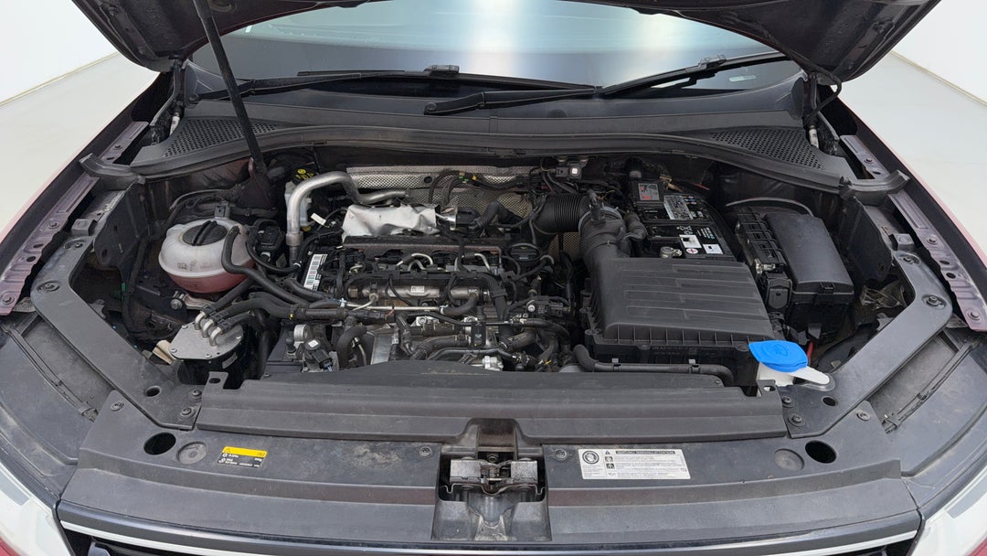 Open Bonnet (Engine)