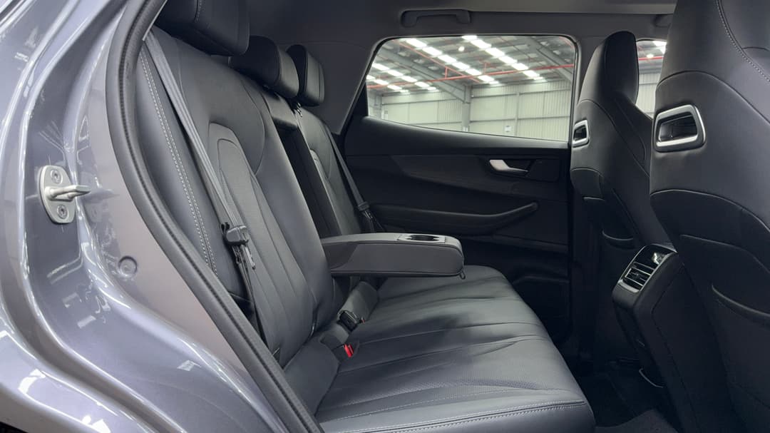 2025 Chery Tiggo 4 Pro Ultimate, Automatic, 11212 km, Right Side Rear Door Cabin View