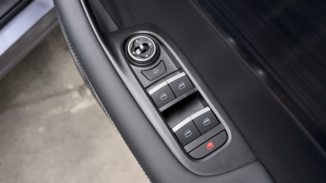 2025 Chery Tiggo 4 Pro Ultimate, Automatic, 11212 km, Drivers Side Door Panel Controls