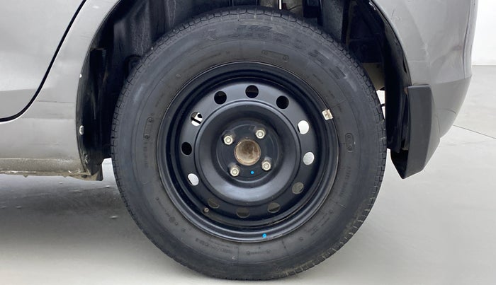 2013 Maruti Swift VXI, Petrol, Manual, 49,510 km, Left Rear Wheel