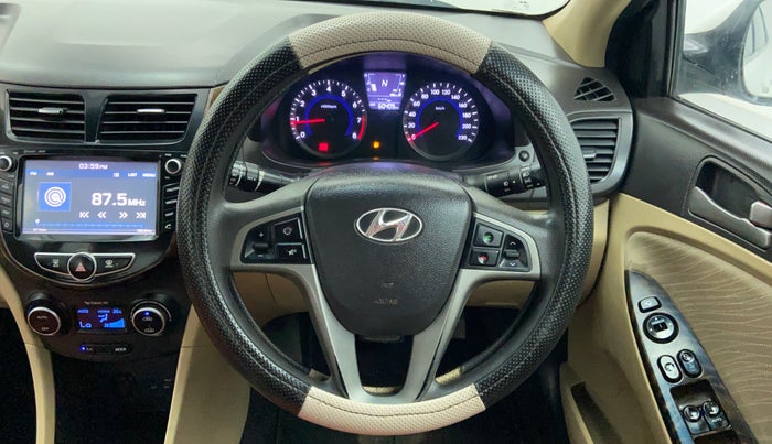 2016 Hyundai Verna FLUIDIC 1.6 VTVT SX AT, Petrol, Automatic, 60,409 km, Steering Wheel Close-up