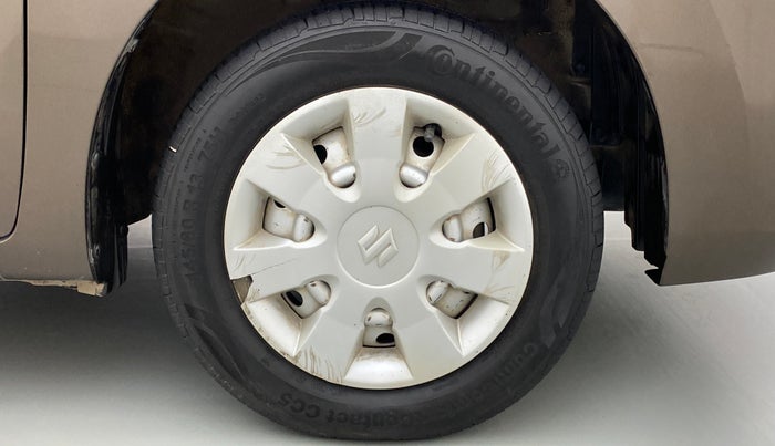 2017 Maruti Wagon R 1.0 LXI CNG, CNG, Manual, 72,674 km, Right Front Wheel