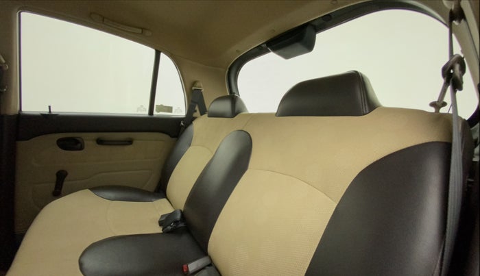 2013 Hyundai Santro Xing GL PLUS, Petrol, Manual, 51,645 km, Right Side Rear Door Cabin