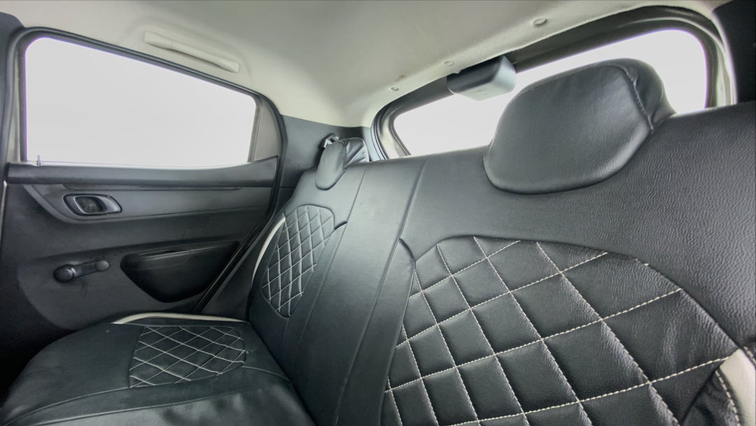 Right Side Rear Door Cabin