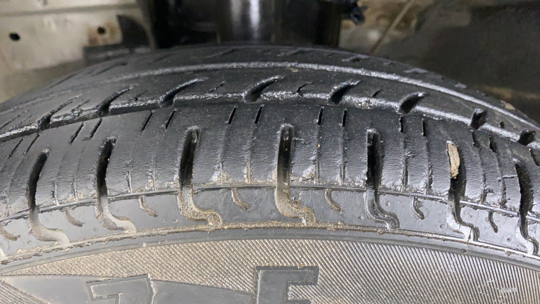 Left Front Tyre Tread