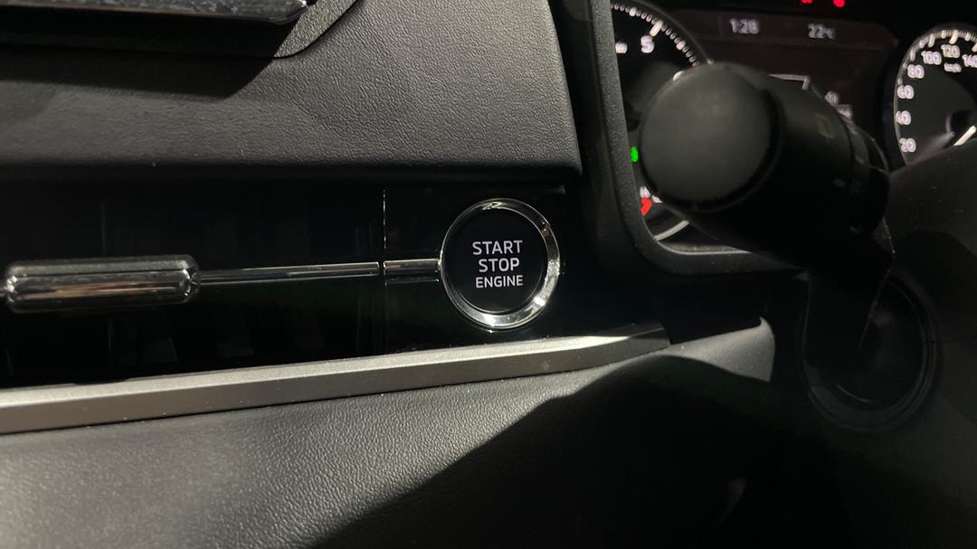 2024 Mitsubishi Outlander Es 7 Seat (2WD), Automatic, 54290 km, Keyless / Button Start