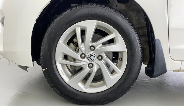 2015 Honda Jazz 1.2 V MT, Petrol, Manual, 48,134 km, Left Front Wheel