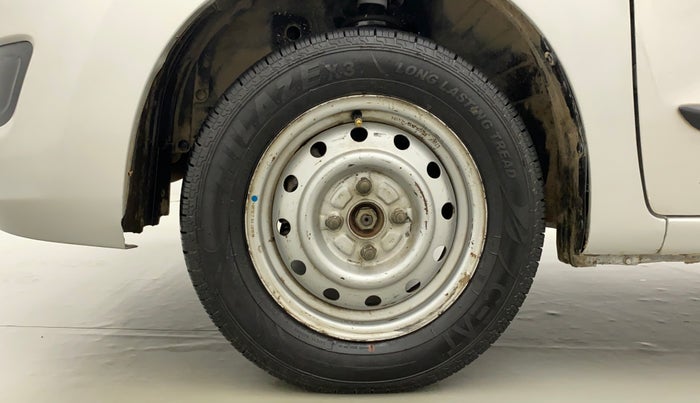 2017 Maruti Wagon R 1.0 LXI CNG, CNG, Manual, 1,10,029 km, Left Front Wheel