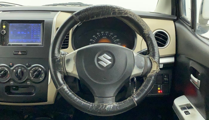 2017 Maruti Wagon R 1.0 LXI CNG, CNG, Manual, 1,10,029 km, Steering Wheel Close Up