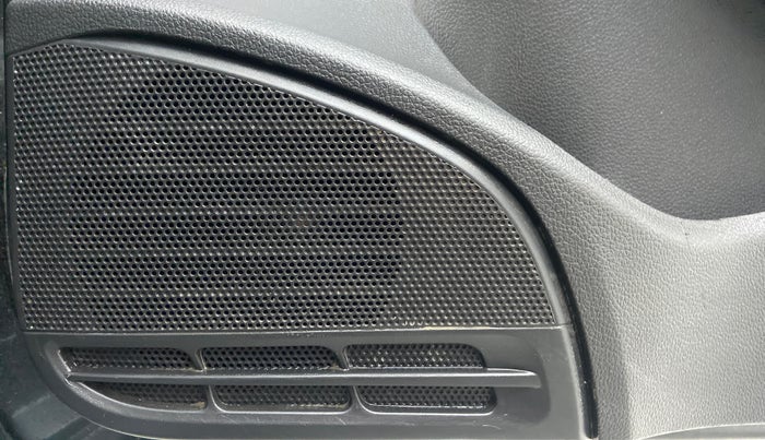 2017 Volkswagen Ameo TRENDLINE 1.2, Petrol, Manual, 63,316 km, Speaker