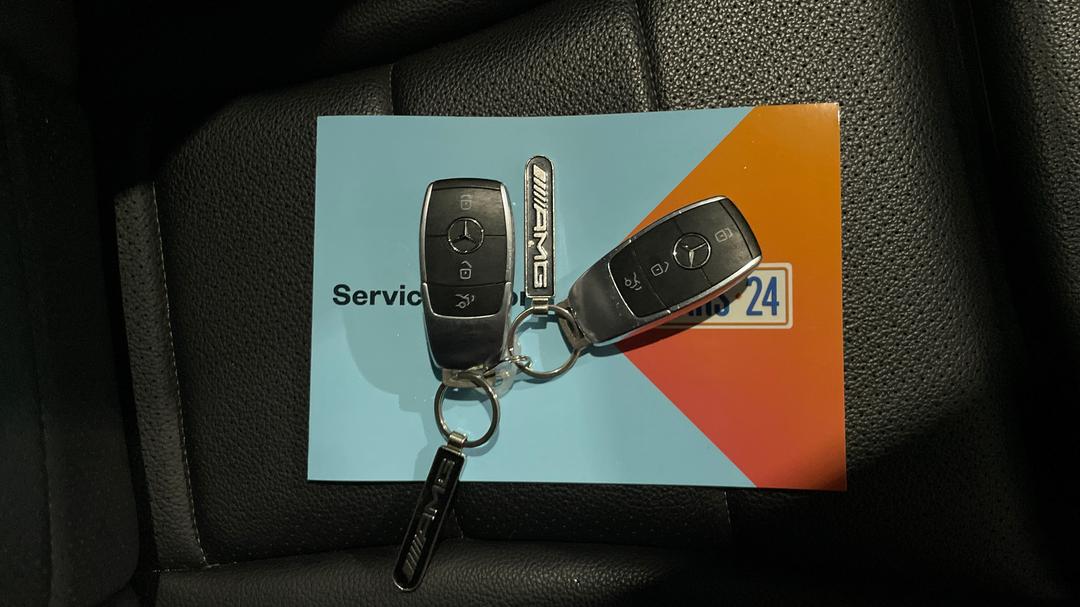 2019 Mercedes-benz C200 Eq (hybrid), Automatic, 70508 km, Key Close-up